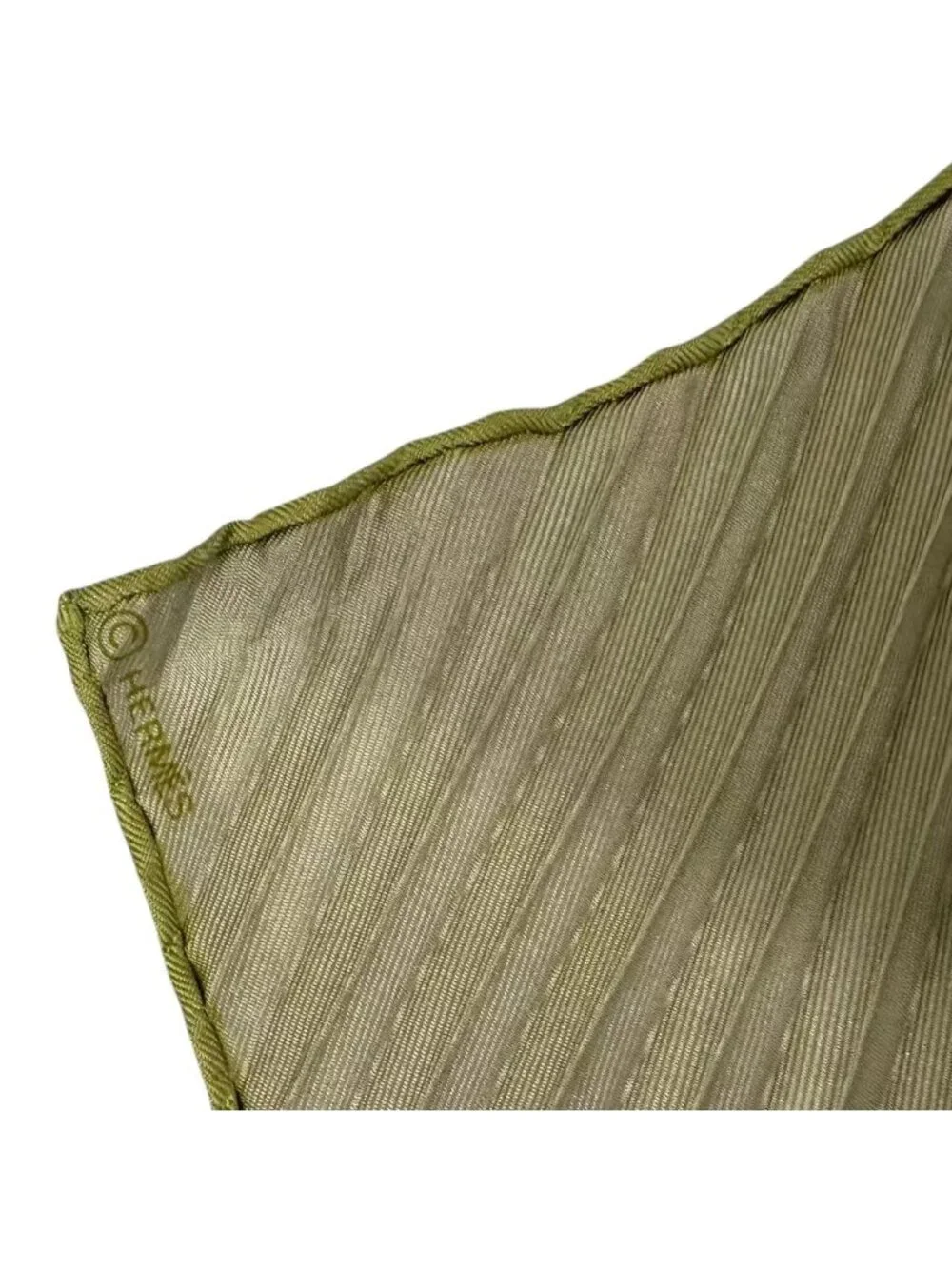 Hermes scarf pleated